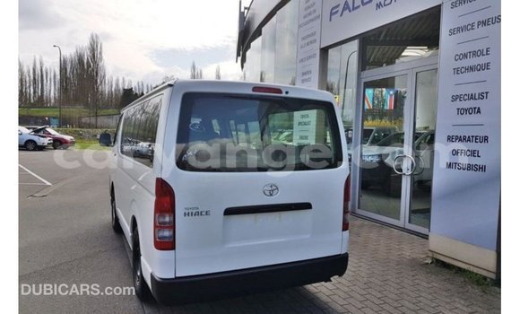 Buy Import Toyota 4Runner White Car in Import - Dubai in Namibia Buy Import Toyota 4Runner White Car in Import - Dubai in Namibia