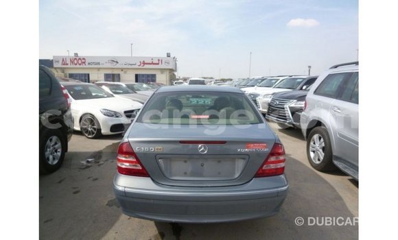 Buy Import Mercedes-Benz 190 Blue Car in Import - Dubai in Namibia Buy Import Mercedes-Benz 190 Blue Car in Import - Dubai in Namibia