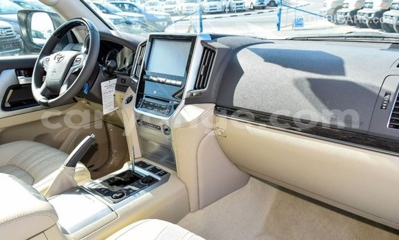 Buy Import Toyota Land Cruiser White Car in Import - Dubai in Namibia Buy Import Toyota Land Cruiser White Car in Import - Dubai in Namibia