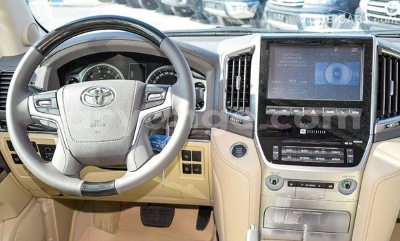 Buy Import Toyota Land Cruiser White Car in Import - Dubai in Namibia Buy Import Toyota Land Cruiser White Car in Import - Dubai in Namibia