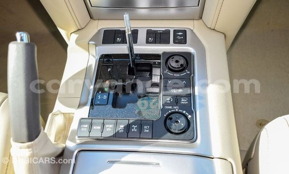 Buy Import Toyota Land Cruiser White Car in Import - Dubai in Namibia Buy Import Toyota Land Cruiser White Car in Import - Dubai in Namibia
