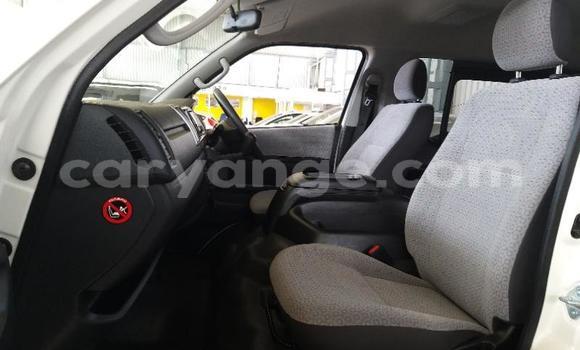 Acheter Occasion Voiture Toyota iQ Blanc à Windhoek, Namibie Acheter Occasion Voiture Toyota iQ Blanc à Windhoek, Namibie