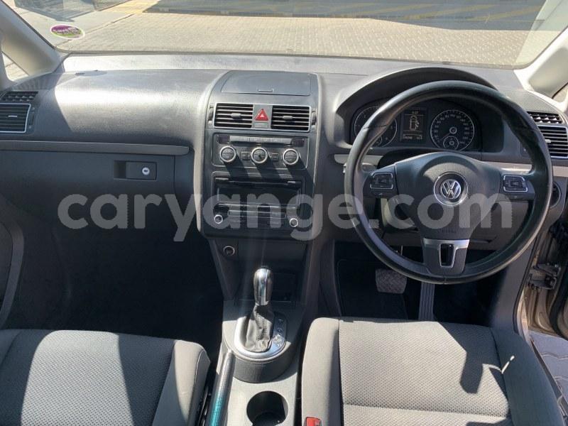 Big with watermark volkswagen touran namibia windhoek 11602