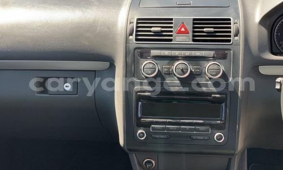 Acheter Occasion Voiture Volkswagen Touran Gris à Windhoek, Namibie Acheter Occasion Voiture Volkswagen Touran Gris à Windhoek, Namibie