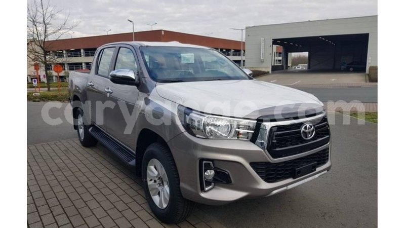 Big with watermark toyota hilux namibia import dubai 11604