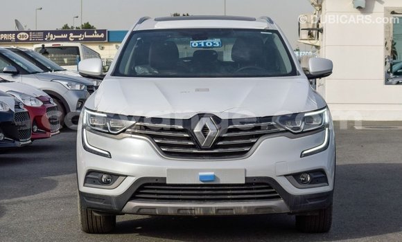 Acheter Import Voiture Renault Koleos Blanc à Import - Dubai, Namibie Acheter Import Voiture Renault Koleos Blanc à Import - Dubai, Namibie