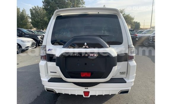 Buy Import Mitsubishi Pajero White Car in Import - Dubai in Namibia Buy Import Mitsubishi Pajero White Car in Import - Dubai in Namibia
