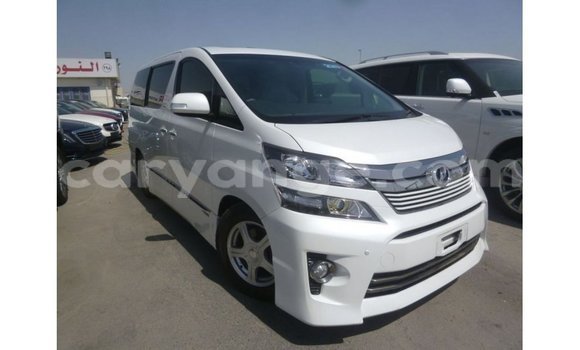 Acheter Import Voiture Toyota Vellfire Blanc à Import - Dubai, Namibie Acheter Import Voiture Toyota Vellfire Blanc à Import - Dubai, Namibie
