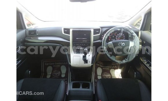 Acheter Import Voiture Toyota Vellfire Blanc à Import - Dubai, Namibie Acheter Import Voiture Toyota Vellfire Blanc à Import - Dubai, Namibie