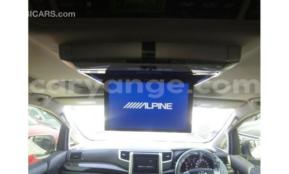 Acheter Import Voiture Toyota Vellfire Blanc à Import - Dubai, Namibie Acheter Import Voiture Toyota Vellfire Blanc à Import - Dubai, Namibie