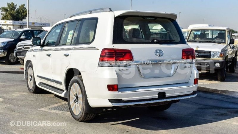 Big with watermark toyota land cruiser namibia import dubai 11616