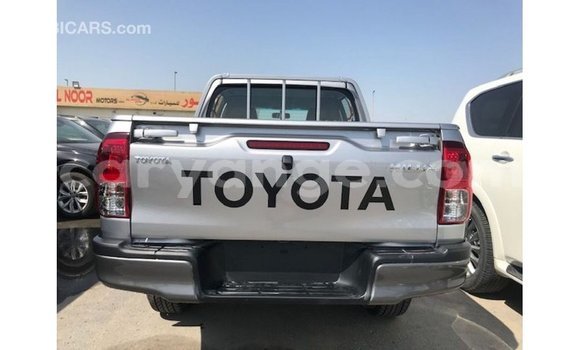 Acheter Import Voiture Toyota Hilux Autre à Import - Dubai, Namibie Acheter Import Voiture Toyota Hilux Autre à Import - Dubai, Namibie