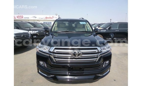 Acheter Import Voiture Toyota Land Cruiser Noir à Import - Dubai, Namibie Acheter Import Voiture Toyota Land Cruiser Noir à Import - Dubai, Namibie