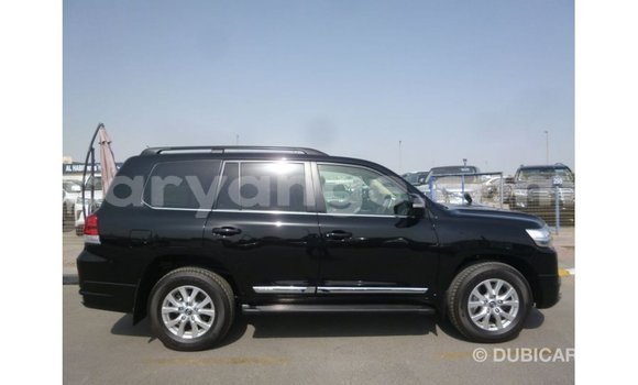 Acheter Import Voiture Toyota Land Cruiser Noir à Import - Dubai, Namibie Acheter Import Voiture Toyota Land Cruiser Noir à Import - Dubai, Namibie