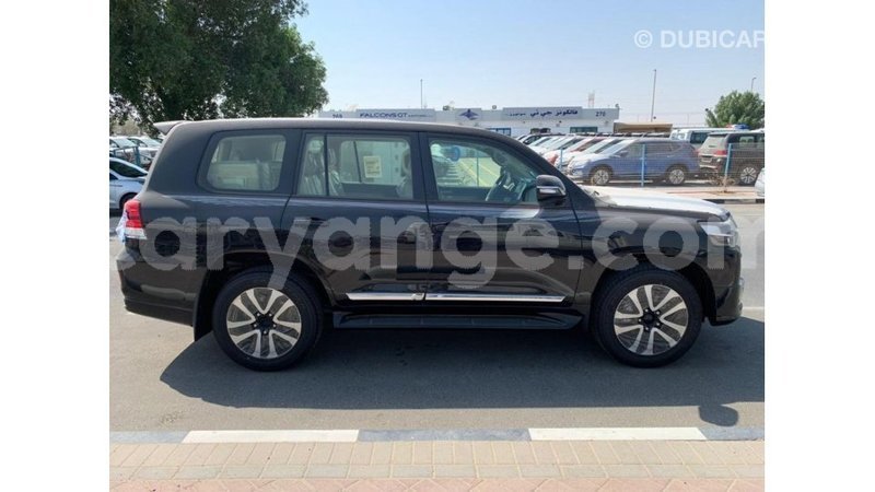 Big with watermark toyota land cruiser namibia import dubai 11634