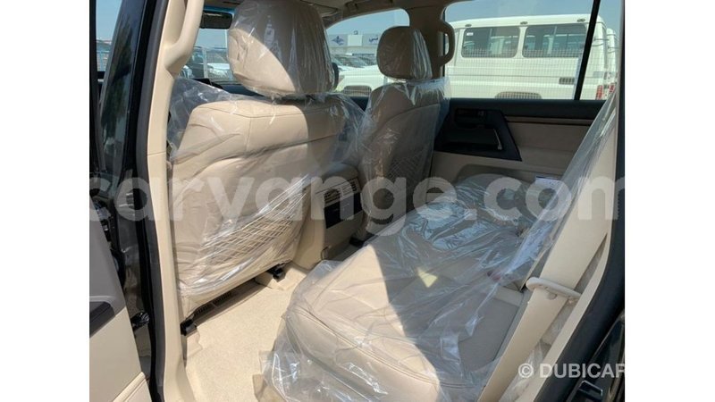 Big with watermark toyota land cruiser namibia import dubai 11634