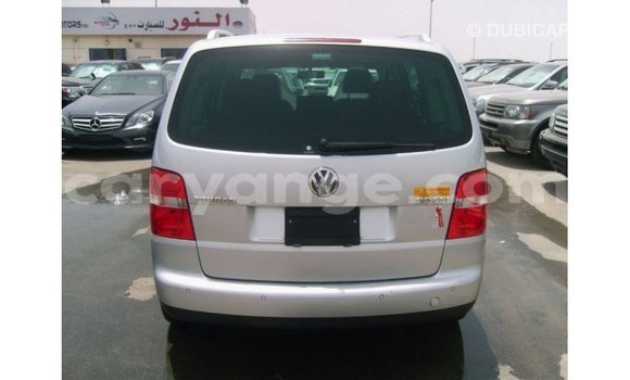 Acheter Import Voiture Volkswagen Touran Autre à Import - Dubai, Namibie Acheter Import Voiture Volkswagen Touran Autre à Import - Dubai, Namibie