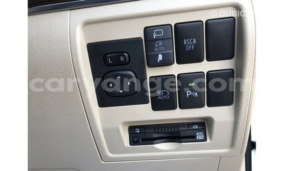 Acheter Import Voiture Toyota Land Cruiser Blanc à Import - Dubai, Namibie Acheter Import Voiture Toyota Land Cruiser Blanc à Import - Dubai, Namibie