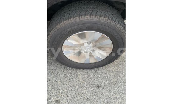 Acheter Import Voiture Toyota Hilux Noir à Import - Dubai, Namibie Acheter Import Voiture Toyota Hilux Noir à Import - Dubai, Namibie