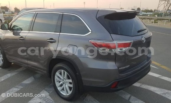 Acheter Import Voiture Toyota Highlander Autre à Import - Dubai, Namibie Acheter Import Voiture Toyota Highlander Autre à Import - Dubai, Namibie
