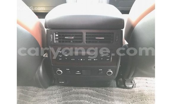 Acheter Import Voiture Toyota Land Cruiser Noir à Import - Dubai, Namibie Acheter Import Voiture Toyota Land Cruiser Noir à Import - Dubai, Namibie