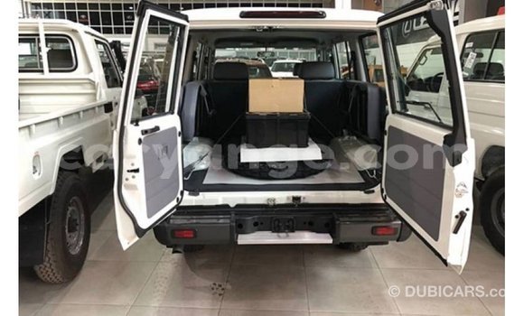 Buy Import Toyota Land Cruiser White Car in Import - Dubai in Namibia Buy Import Toyota Land Cruiser White Car in Import - Dubai in Namibia