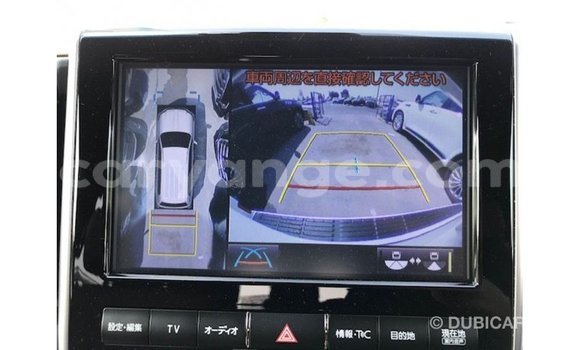 Acheter Import Voiture Toyota Land Cruiser Blanc à Import - Dubai, Namibie Acheter Import Voiture Toyota Land Cruiser Blanc à Import - Dubai, Namibie