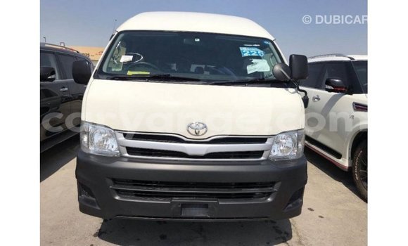 Buy Import Toyota 4Runner White Car in Import - Dubai in Namibia Buy Import Toyota 4Runner White Car in Import - Dubai in Namibia