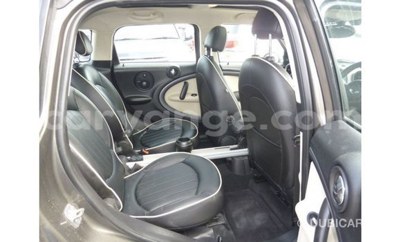 Acheter Import Voiture Mini Cooper Marron à Import - Dubai, Namibie Acheter Import Voiture Mini Cooper Marron à Import - Dubai, Namibie