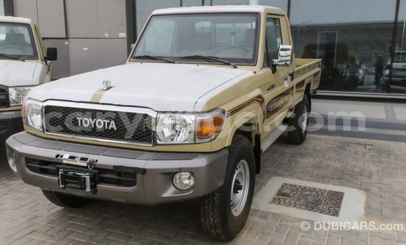 Buy Import Toyota Land Cruiser Beige Car in Import - Dubai in Namibia Buy Import Toyota Land Cruiser Beige Car in Import - Dubai in Namibia