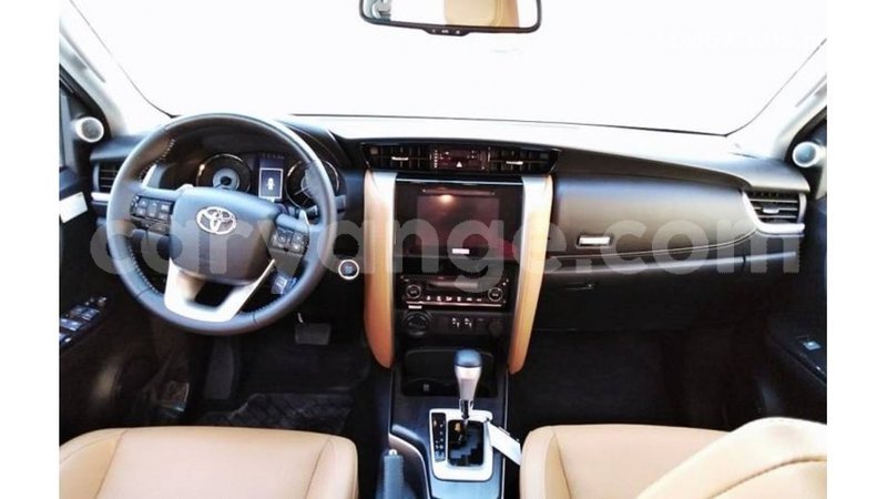 Big with watermark toyota fortuner namibia import dubai 11680