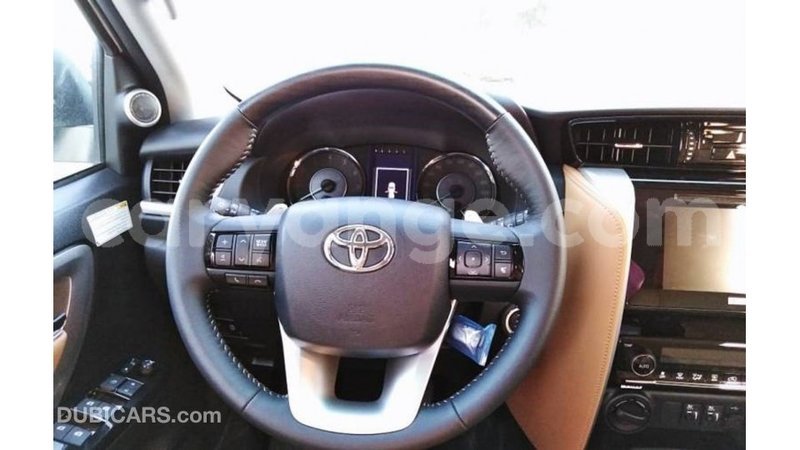 Big with watermark toyota fortuner namibia import dubai 11680