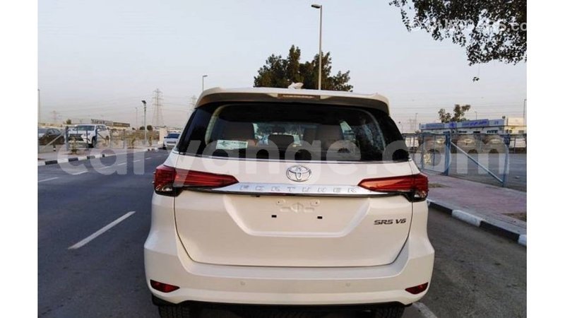Big with watermark toyota fortuner namibia import dubai 11680