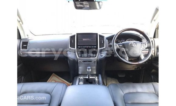 Buy Import Toyota Land Cruiser White Car in Import - Dubai in Namibia Buy Import Toyota Land Cruiser White Car in Import - Dubai in Namibia
