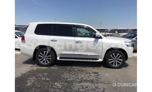 Buy Import Toyota Land Cruiser White Car in Import - Dubai in Namibia Buy Import Toyota Land Cruiser White Car in Import - Dubai in Namibia