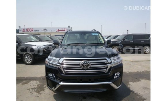 Acheter Import Voiture Toyota Land Cruiser Noir à Import - Dubai, Namibie Acheter Import Voiture Toyota Land Cruiser Noir à Import - Dubai, Namibie