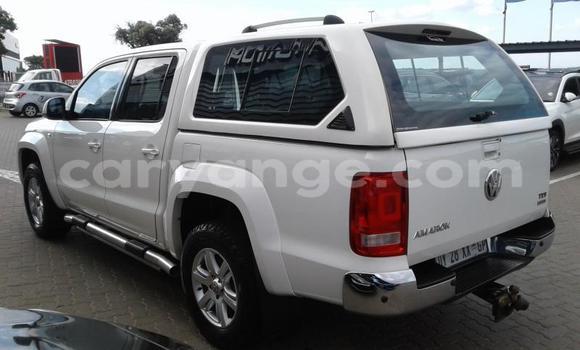 Acheter Occasion Voiture Volkswagen Amarok Blanc à Windhoek, Namibie Acheter Occasion Voiture Volkswagen Amarok Blanc à Windhoek, Namibie