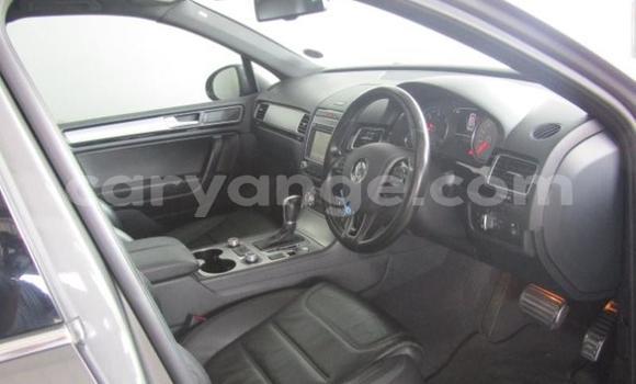 Acheter Occasion Voiture Volkswagen Touareg Blanc à Windhoek, Namibie Acheter Occasion Voiture Volkswagen Touareg Blanc à Windhoek, Namibie