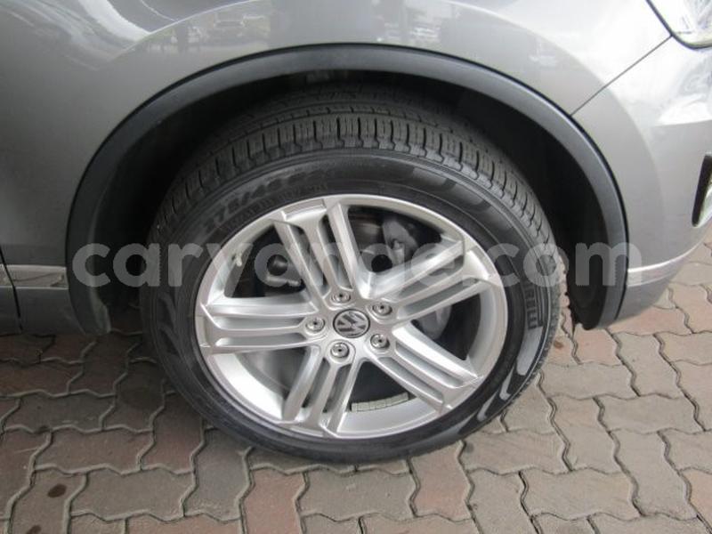 Big with watermark volkswagen touareg namibia windhoek 11690