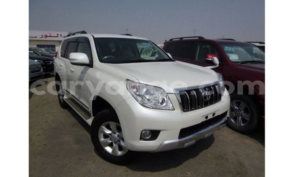 Acheter Import Voiture Toyota Prado Blanc à Import - Dubai, Namibie Acheter Import Voiture Toyota Prado Blanc à Import - Dubai, Namibie