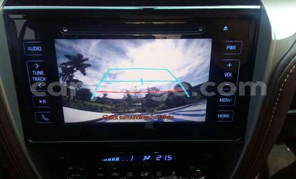 Buy Used Toyota Fortuner White Car in Windhoek in Namibia Buy Used Toyota Fortuner White Car in Windhoek in Namibia