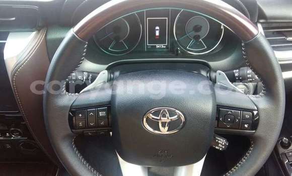 Buy Used Toyota Fortuner White Car in Windhoek in Namibia Buy Used Toyota Fortuner White Car in Windhoek in Namibia