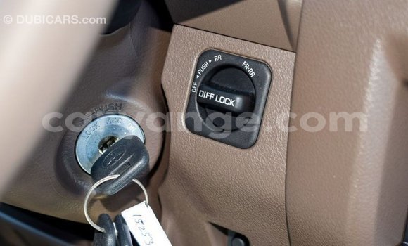 Buy Import Toyota Land Cruiser Beige Car in Import - Dubai in Namibia Buy Import Toyota Land Cruiser Beige Car in Import - Dubai in Namibia