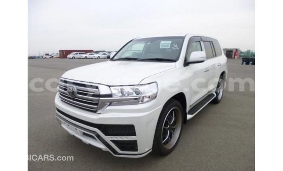 Buy Import Toyota Land Cruiser White Car in Import - Dubai in Namibia Buy Import Toyota Land Cruiser White Car in Import - Dubai in Namibia
