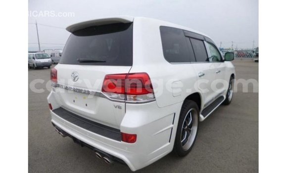 Buy Import Toyota Land Cruiser White Car in Import - Dubai in Namibia Buy Import Toyota Land Cruiser White Car in Import - Dubai in Namibia