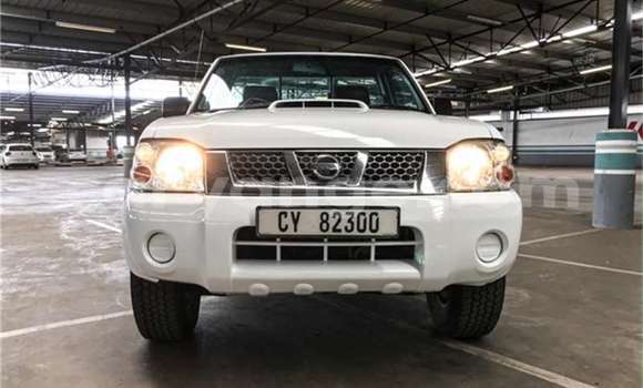 Buy Used Nissan NP 300 White Car in Windhoek in Namibia Buy Used Nissan NP 300 White Car in Windhoek in Namibia
