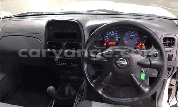 Buy Used Nissan NP 300 White Car in Windhoek in Namibia Buy Used Nissan NP 300 White Car in Windhoek in Namibia
