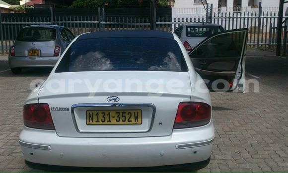 Buy Used Hyundai Accent White Car in Windhoek in Namibia Buy Used Hyundai Accent White Car in Windhoek in Namibia
