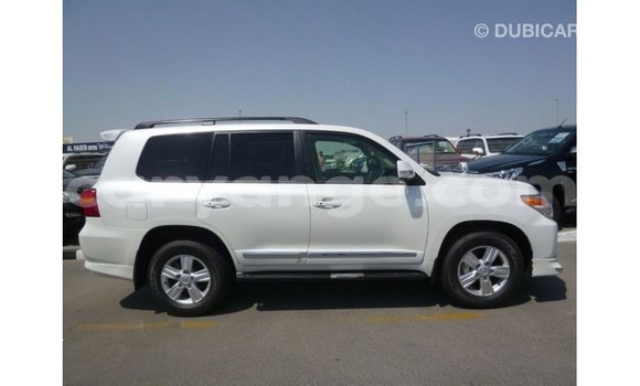Buy Import Toyota Land Cruiser White Car in Import - Dubai in Namibia Buy Import Toyota Land Cruiser White Car in Import - Dubai in Namibia