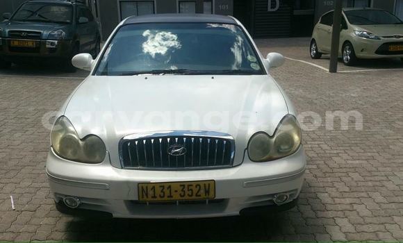 Buy Used Hyundai Accent White Car in Windhoek in Namibia Buy Used Hyundai Accent White Car in Windhoek in Namibia
